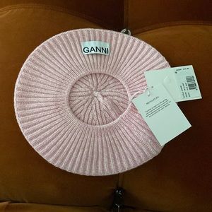Brand new ganni knitted beret